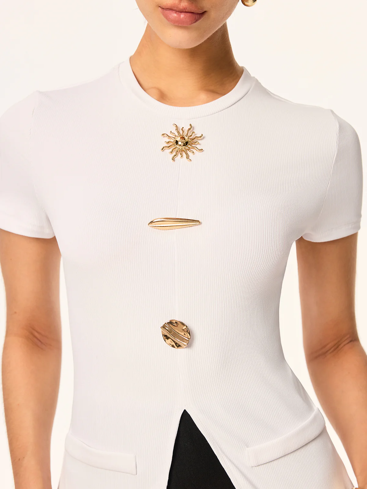 Short-Sleeved Top with Metal Embellishments and Front Slit - Takermore