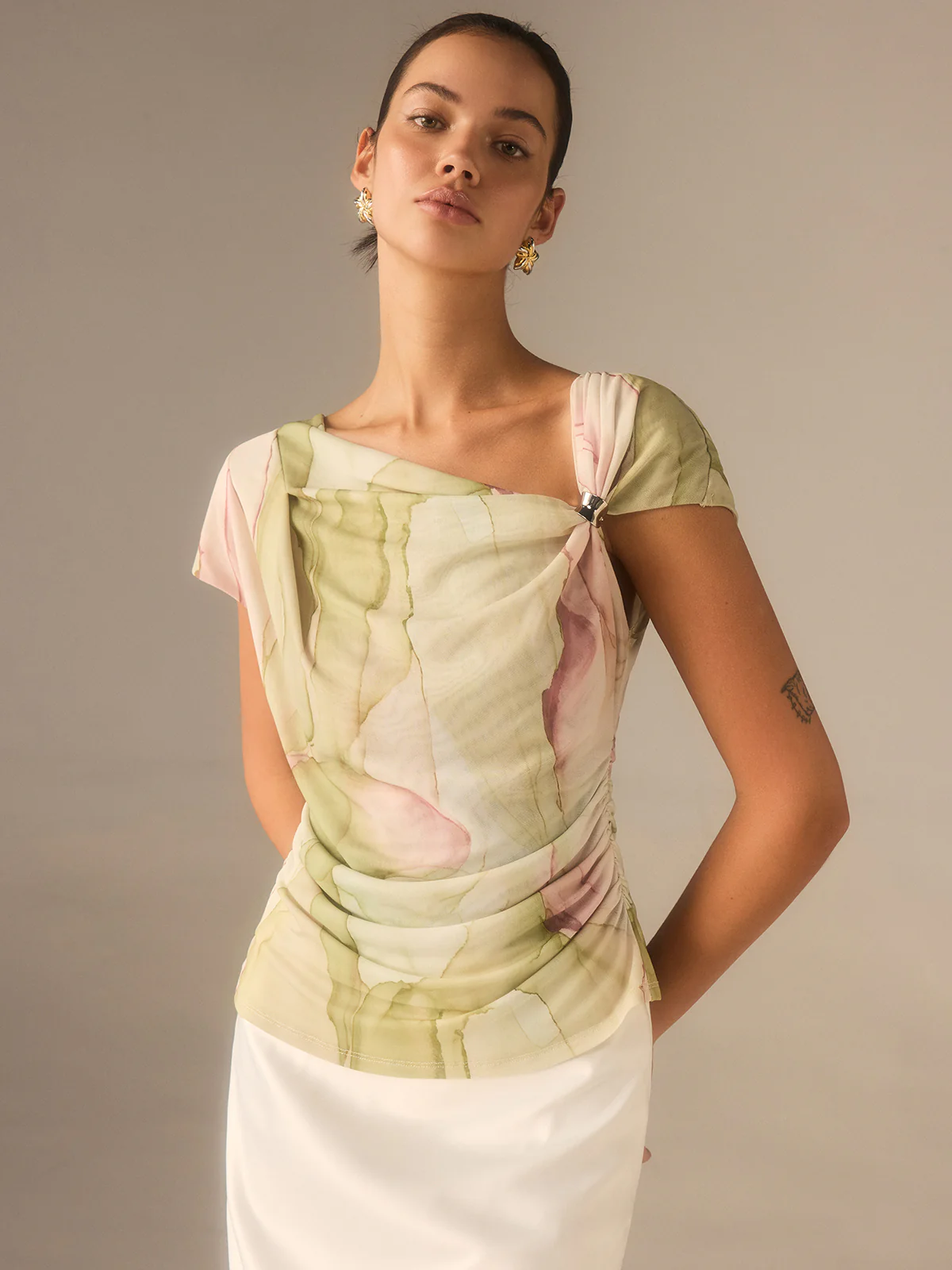Print Asymmetric Neckline  Top - Takermore