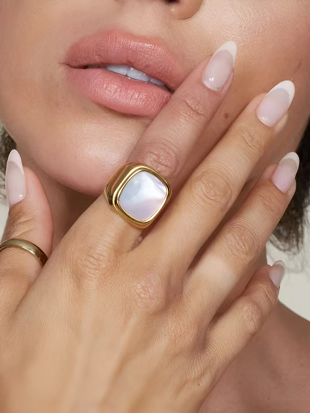 Square Shell Signet Ring - Takermore