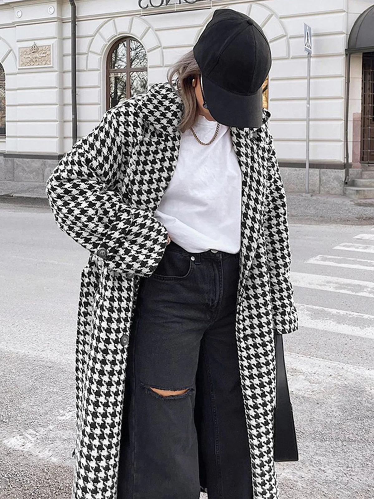 Oversized Houndstooth Tweed Trench Coat - Takermore