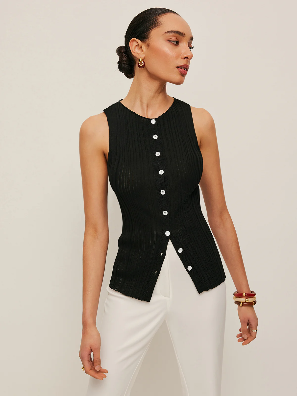 Sleeveless Ribbed Button-Front Top - Takermore