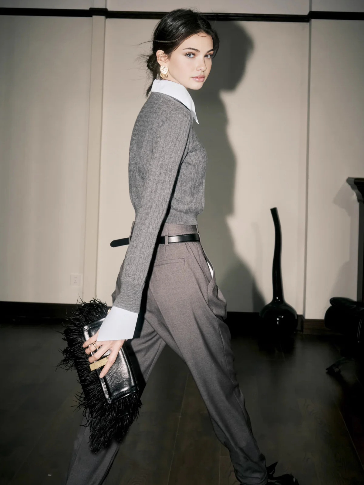 Contrast Trim Soft Lapel Sweater - Takermore