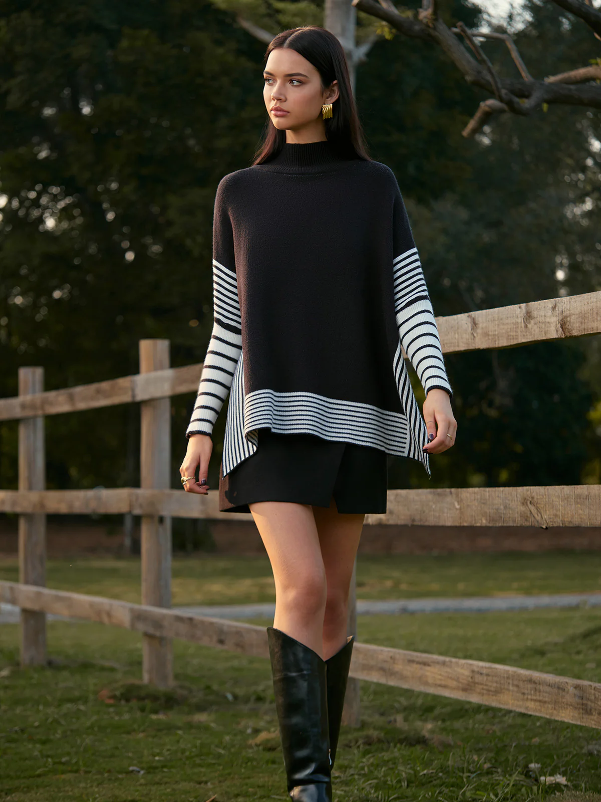Two-Tone Pinstripe Split Knit Top - Takermore