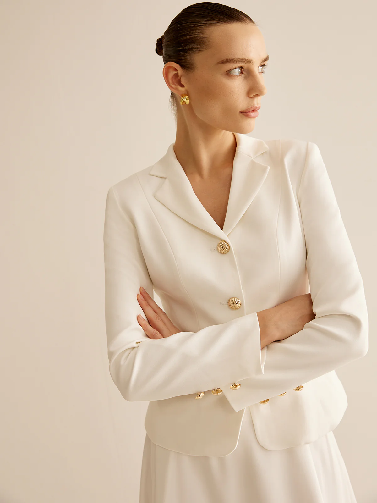Elegant Metal-Button Blazer - Takermore