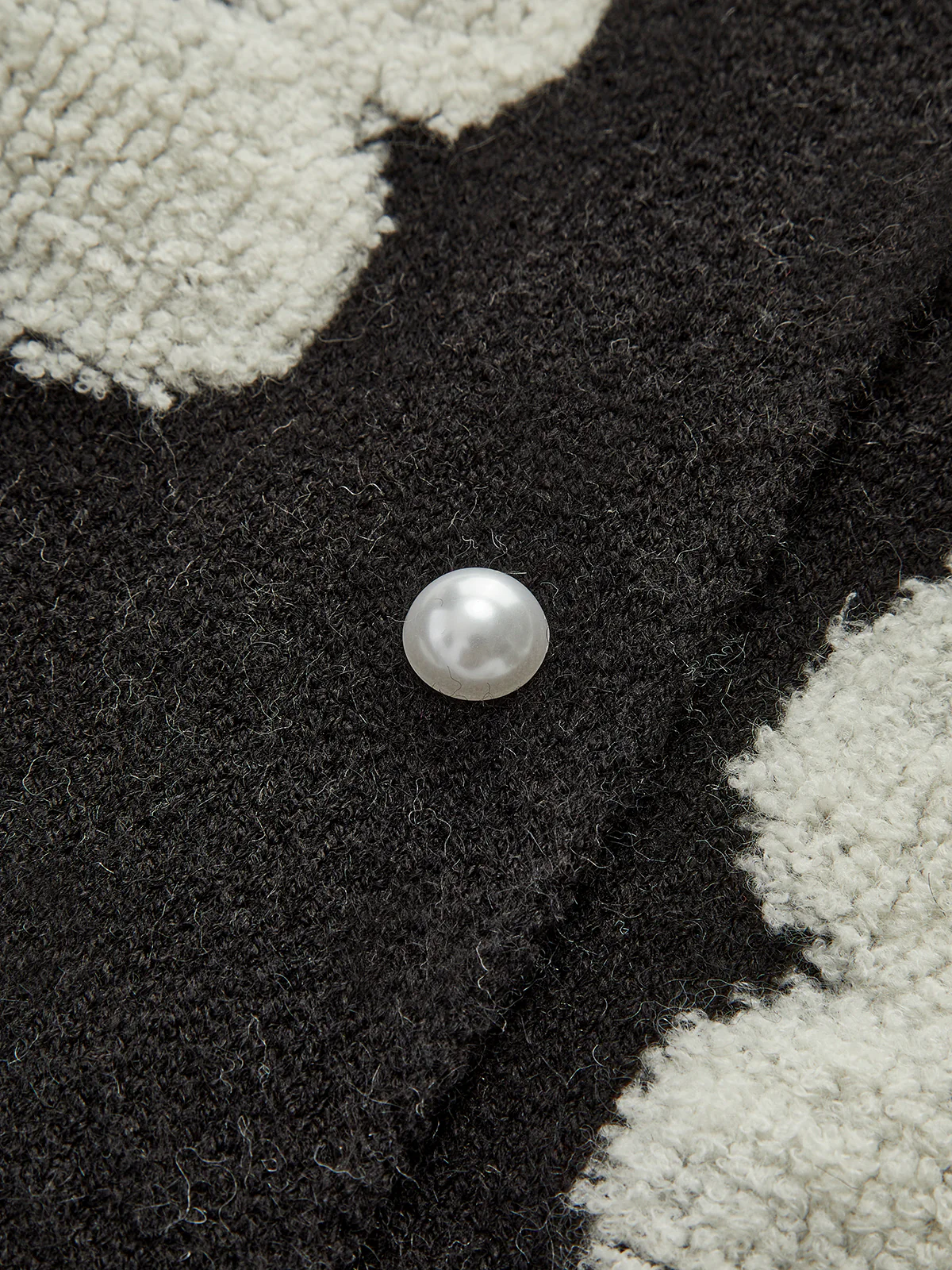 Beaded Trim Floral Cardigan - Takermore