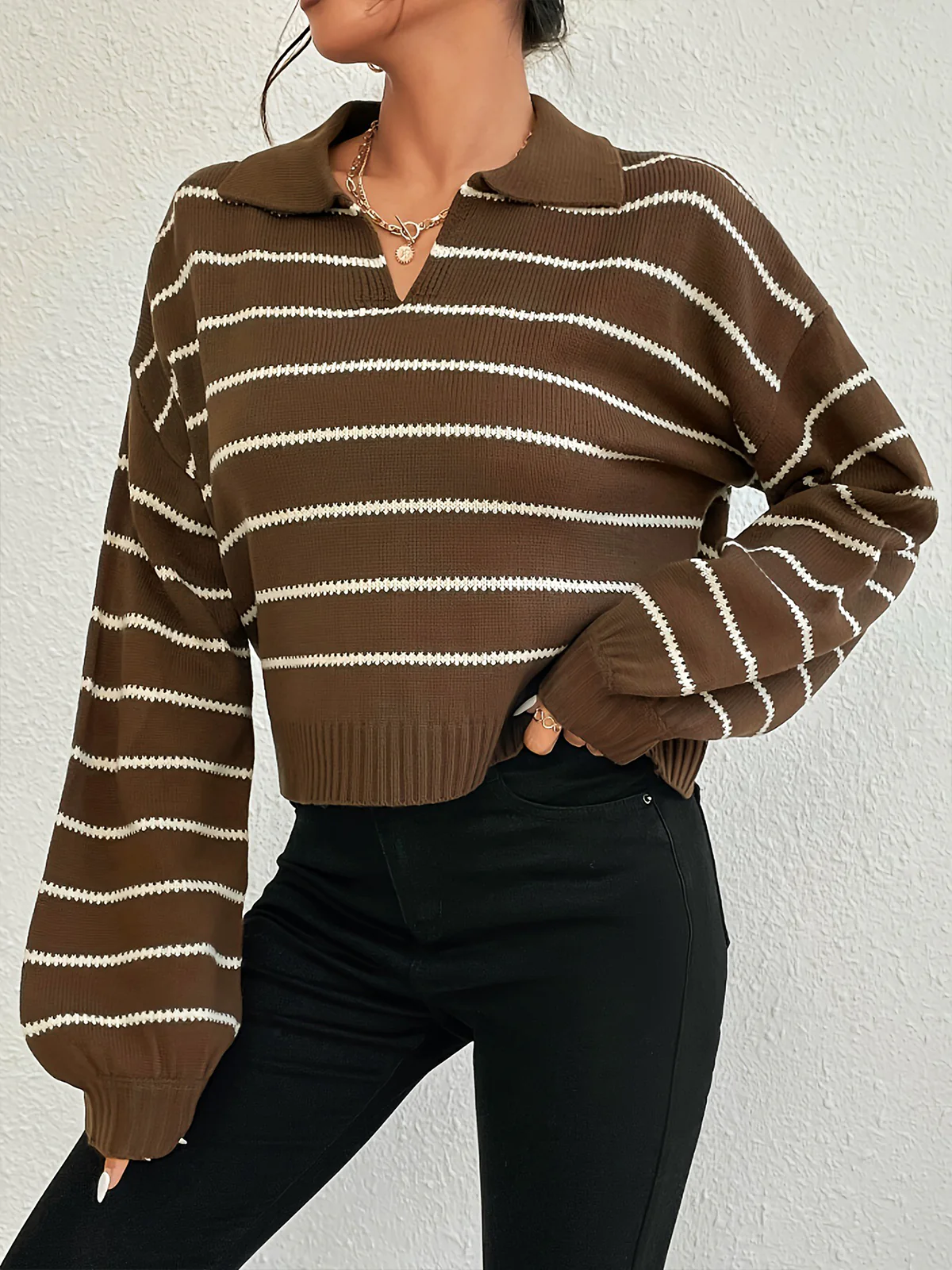 Contrast Striped Lapel Short Sweater - Takermore