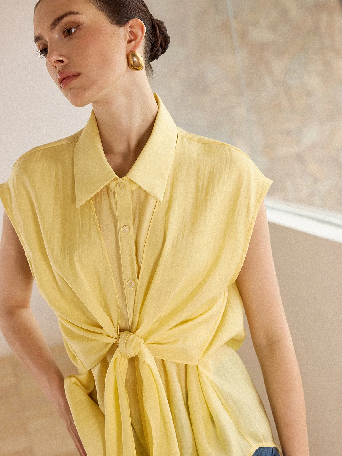 Sleeveless Tie-Front Blouse - Takermore