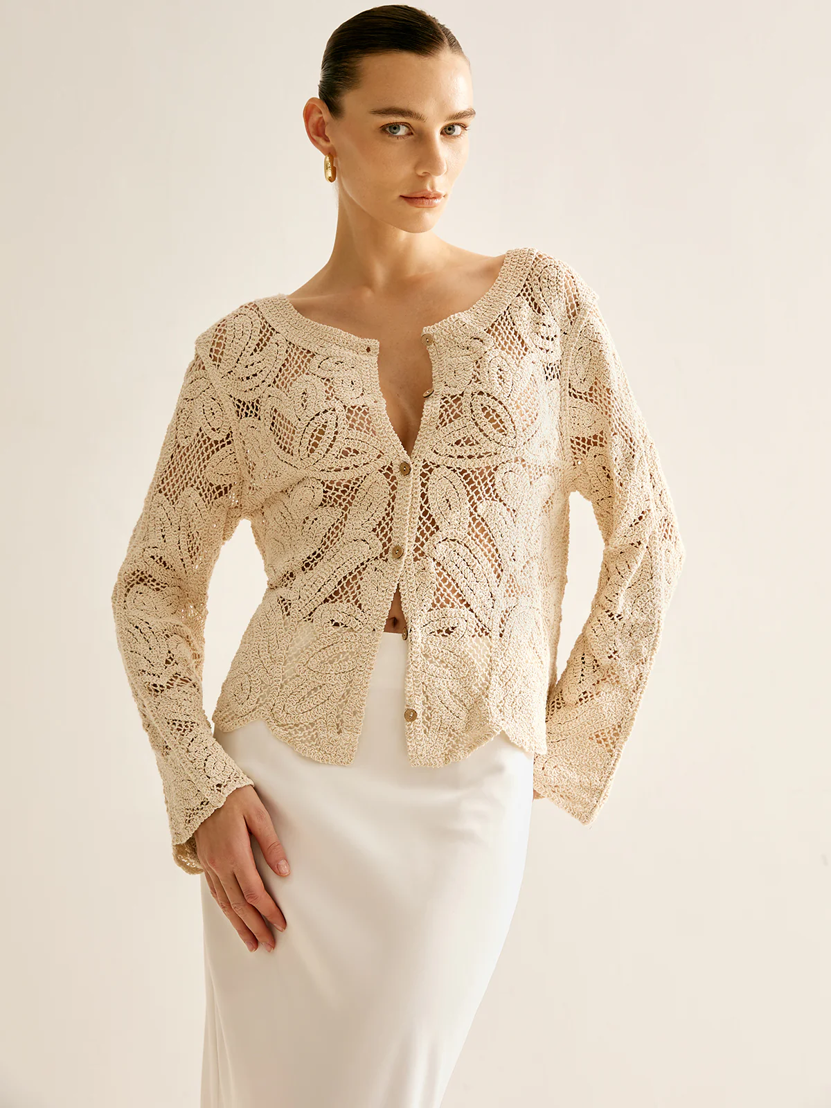 Hollow Button Plisse Cardigan - Takermore