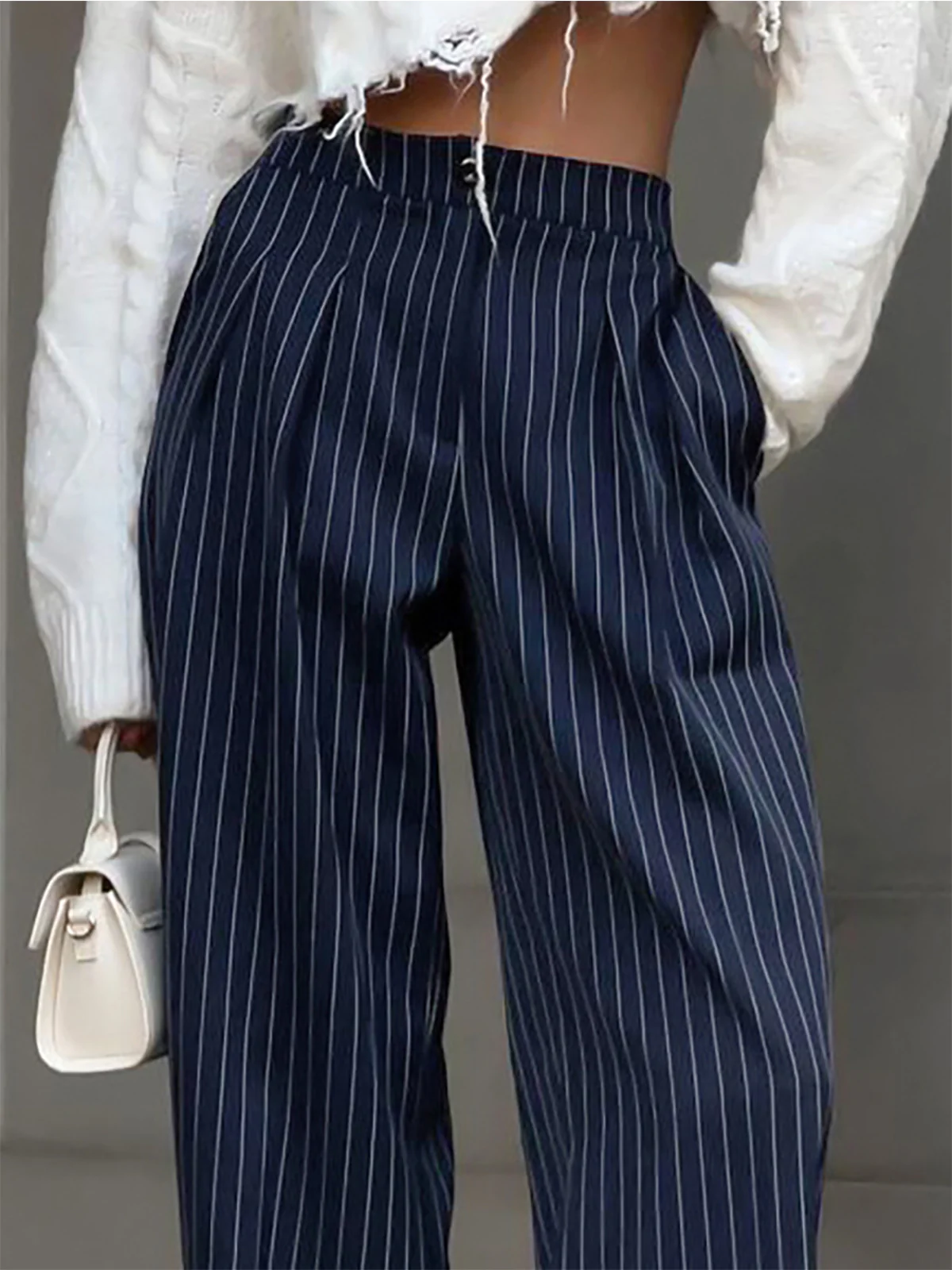 Pinstripe Pleated Wide-Leg Pants - Takermore