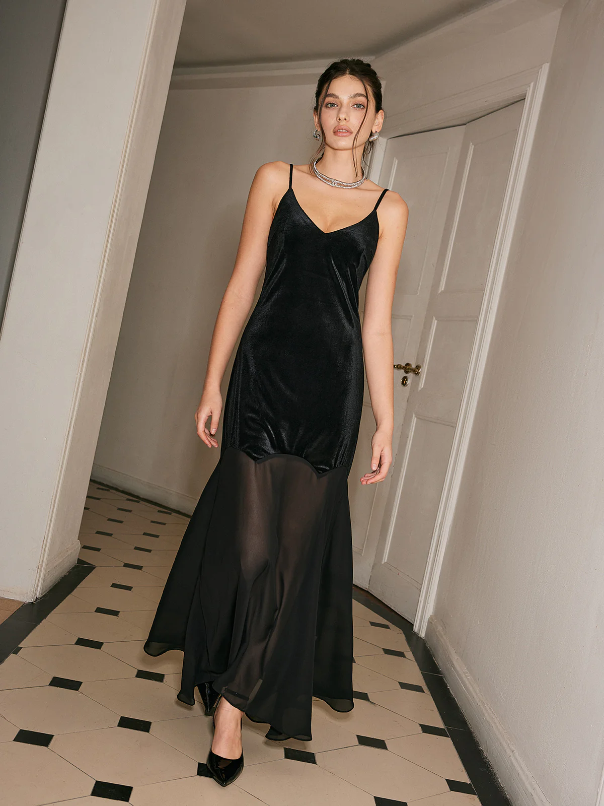 Semi-Sheer Chiffon-Hem Velvet Cami Dress - Takermore
