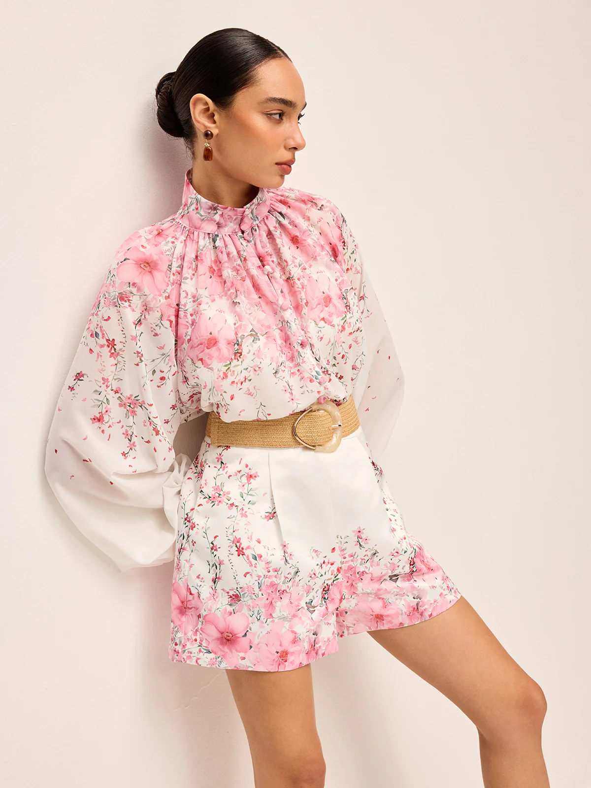 Floral Print Pleated Shorts Set Without Belt - Takermore