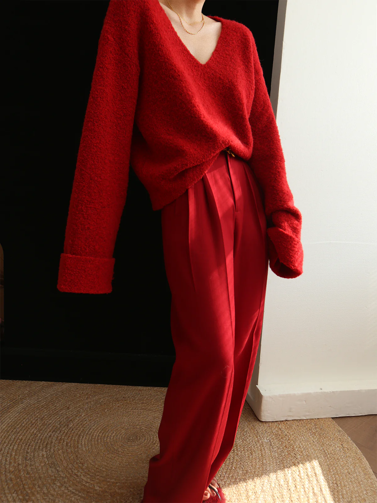 Knit Solid V-neck Long Sleeve Sweater - Takermore