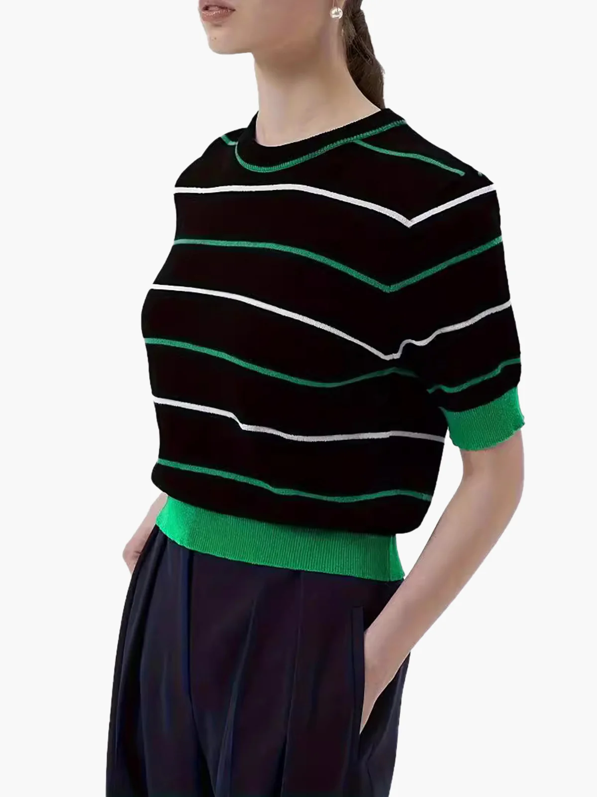 Crew Neck Striped Knit Top - Takermore