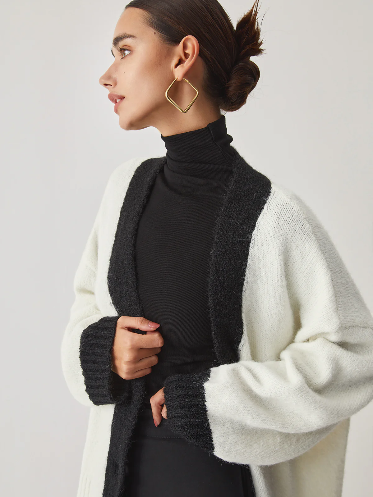 Oversized Contrast Trim Cardigan - Takermore