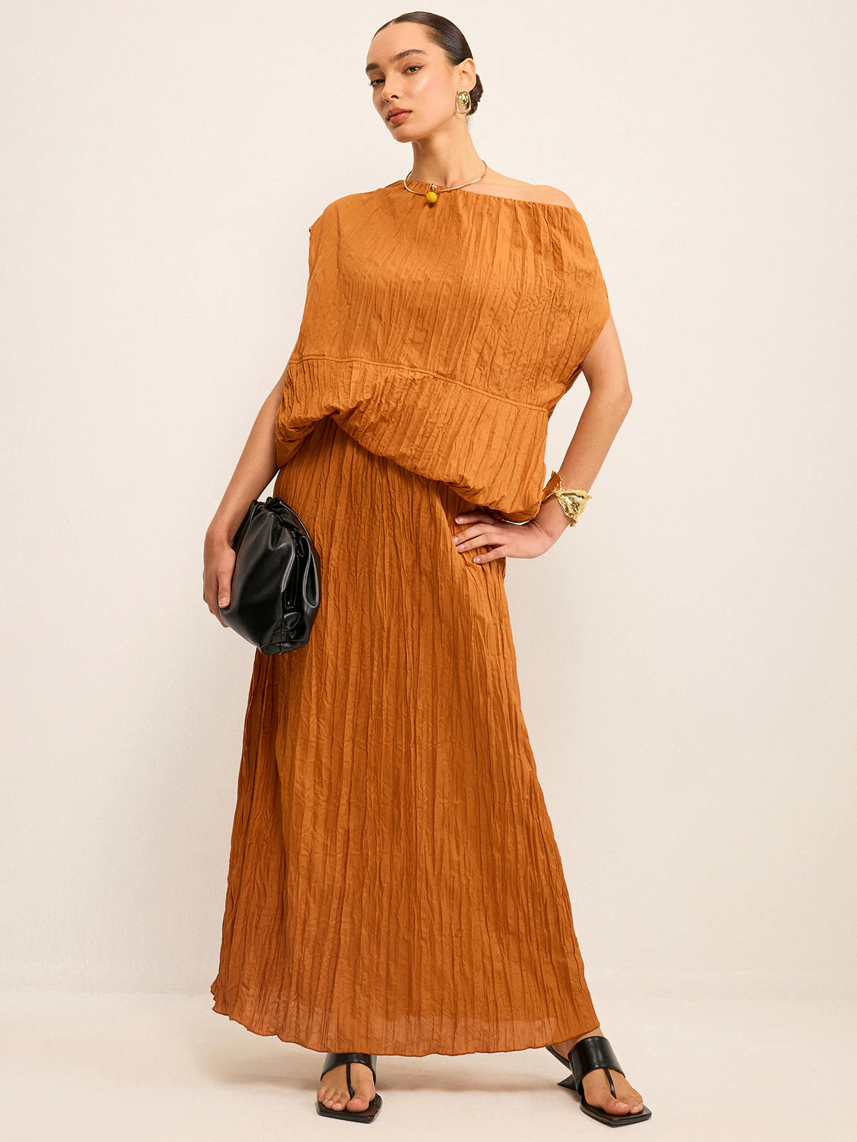Oversized Textured Off-Shoulder Top and Maxi Skirt Set - Takermore