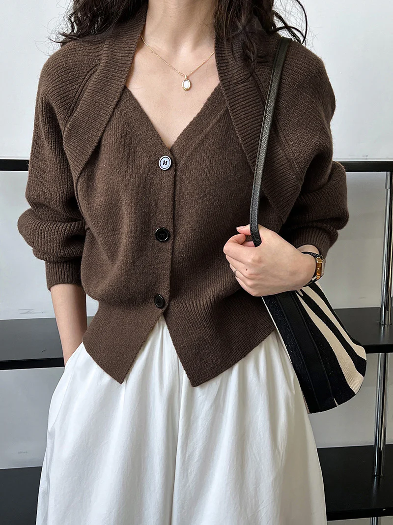 Patchwork V-neck Button Sweater - Takermore