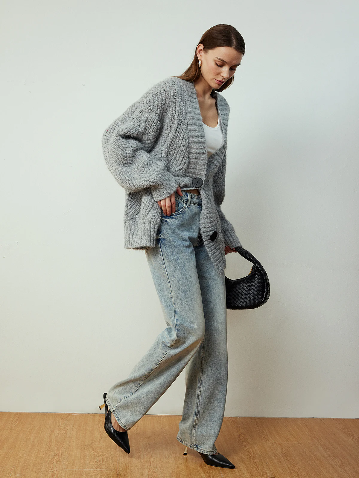 Cable-Knit Button Cardigan - Takermore