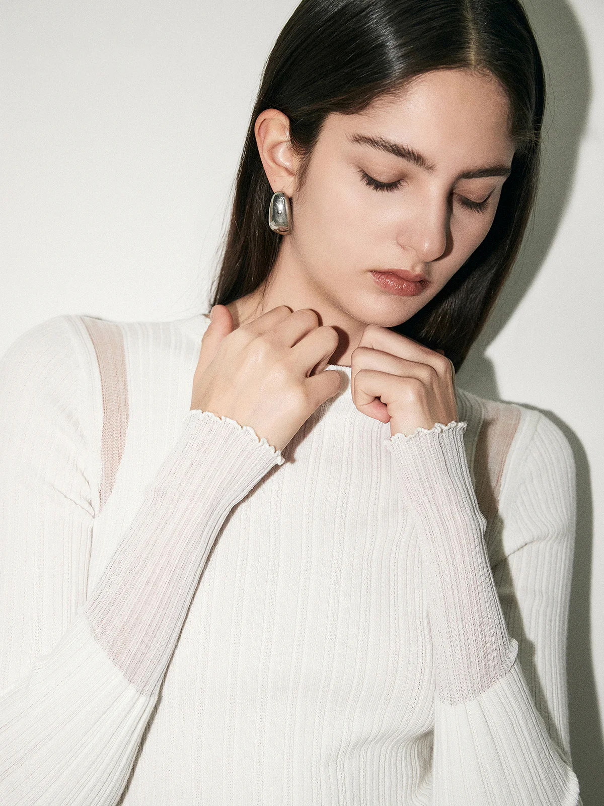 Minimalist Wool-Blend Knit Top - Takermore