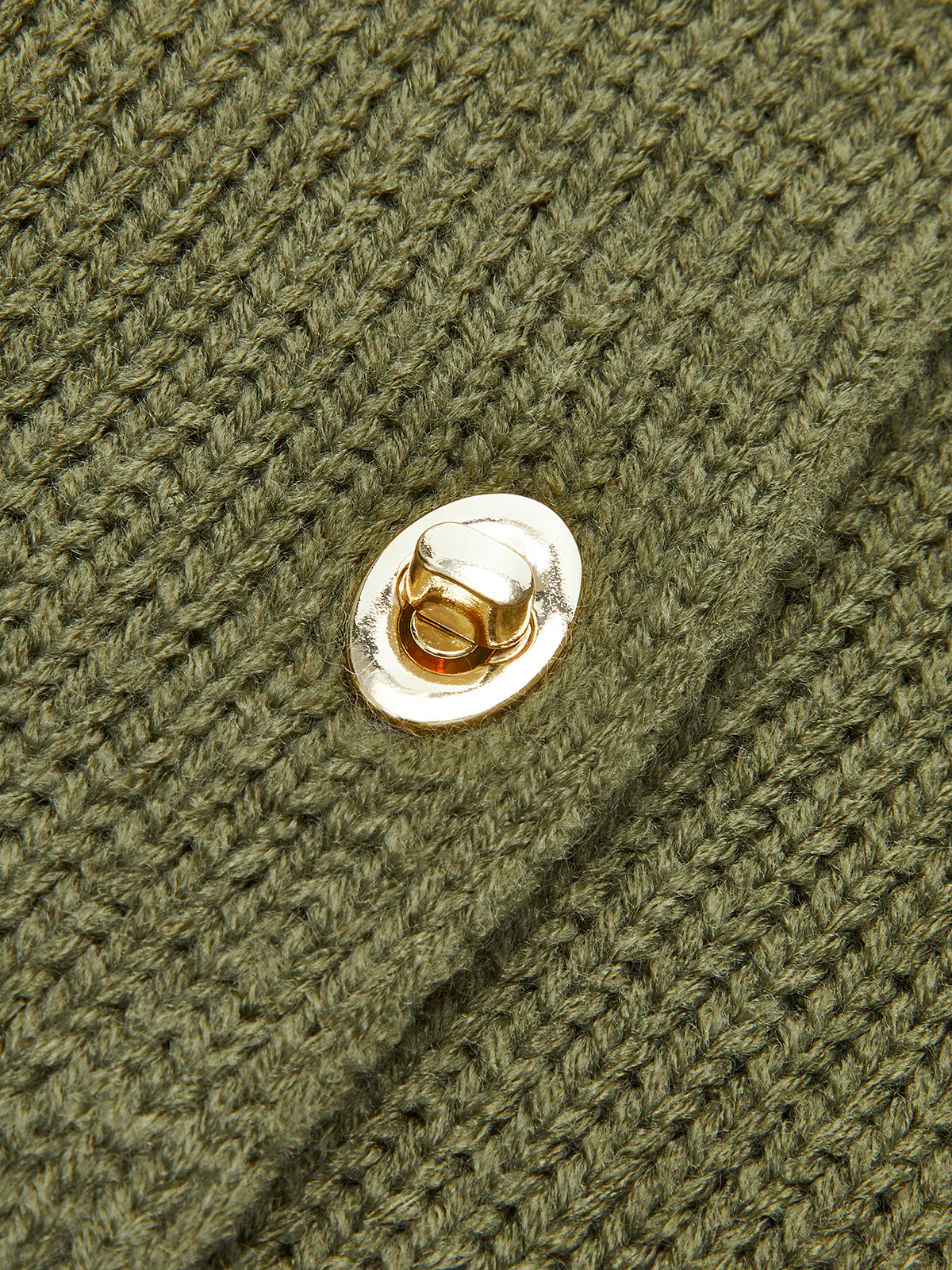 Elegant Metal Lapel Sweater - Takermore