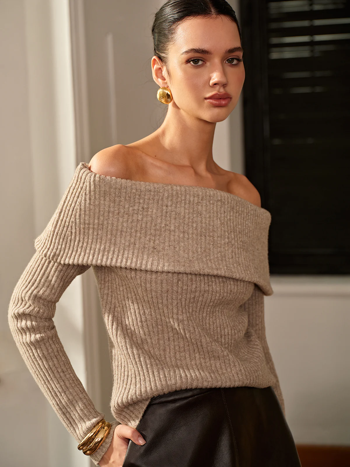 Wool-Blend Plain Off-Shoulder Sweater - Takermore