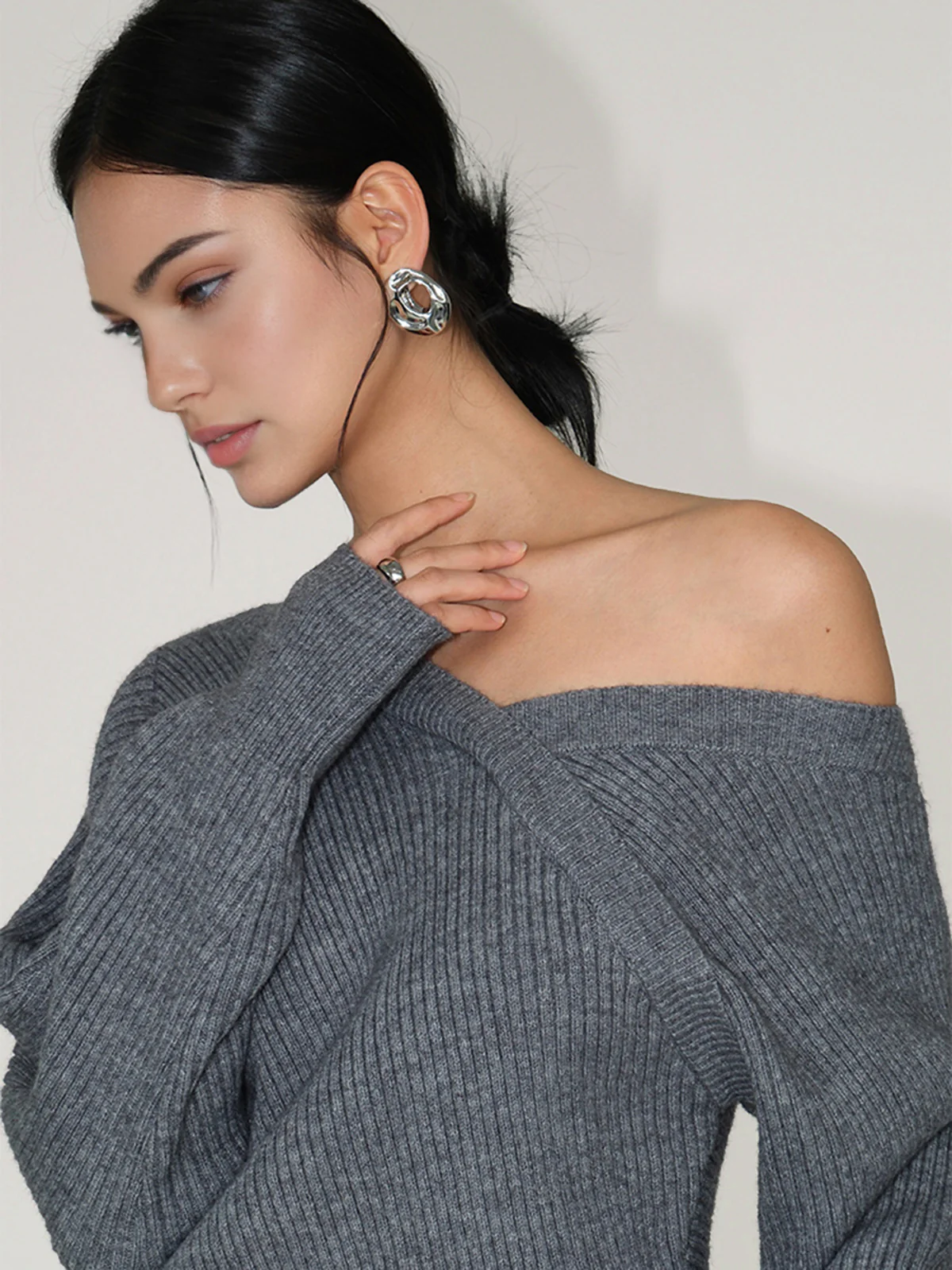 Asymmetrical Criss Cross Ribbed Sweater - Takermore