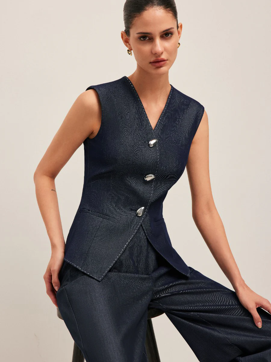 Contrast Stitched Buttoned Peplum Vest - Takermore