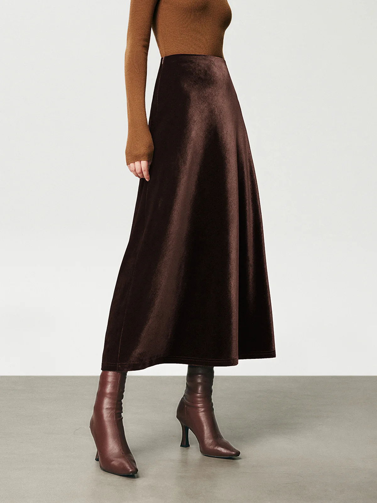 High Waist Velvet Maxi Skirt - Takermore